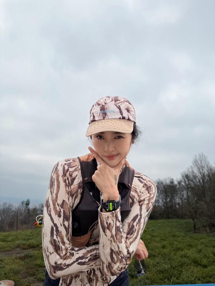 开云体育赛事团队-赵丽娜报名越野跑：在国家队时讨厌跑步，现在上山练完太棒了